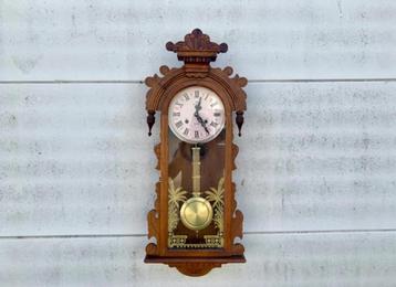 Vintage Wandklok  beschikbaar voor biedingen