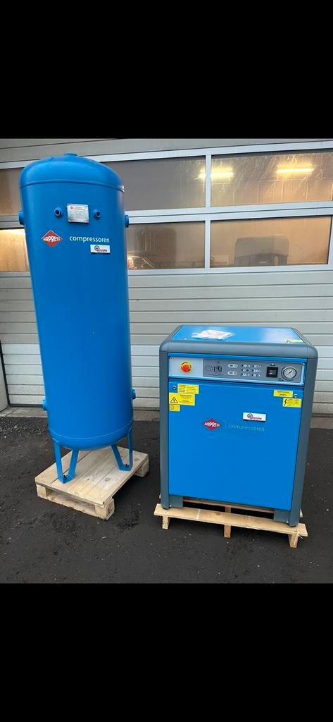 DEMO SET!!! Airpress APZ1300 + 500L drukvat, 2025 machine!!, Doe-het-zelf en Verbouw, Compressors, Nieuw, 10 bar of meer, 100 liter of meer