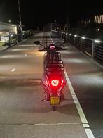 Vespa sprint 80cc, Fietsen en Brommers, Scooters | Vespa, Ophalen, Maximaal 45 km/u, Vespa S, Zo goed als nieuw