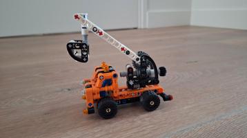 LEGO Technic 42088 - Cherry Picker beschikbaar voor biedingen