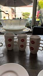 Douwe egberts diverse, Huis en Inrichting, Keuken | Servies, Ophalen of Verzenden, Zo goed als nieuw, Overige stijlen, Kop(pen) en/of Schotel(s)