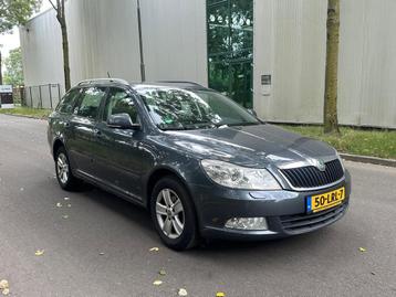 Skoda Octavia Combi 1.2 TSI Elegance Business Line beschikbaar voor biedingen