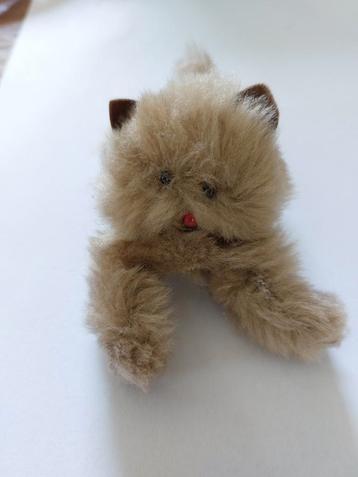 Vintage Barbie kleding  / kleertjes  accessoires  beschikbaar voor biedingen