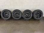 Audi A4 B9 competition zwart 18 inch