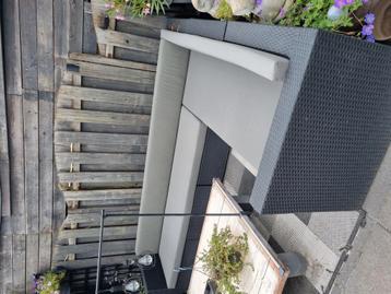 Loungeset te koop 400 euro.  beschikbaar voor biedingen