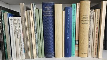 Studieboeken beschikbaar voor biedingen