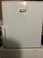 Zanussi mini vriezer (ZFX31401WA), Witgoed en Apparatuur, Vriezers en Diepvrieskisten, Minder dan 85 cm, Minder dan 60 cm, Zo goed als nieuw