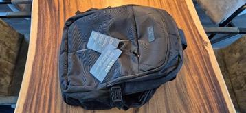 Laptoprugtas met USB-poort beschikbaar voor biedingen