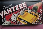 CASINO YAHTZEE VAN MB SPELLEN  2 tot 4 spelers 4.95euro, Ophalen of Verzenden, Een of twee spelers, Zo goed als nieuw