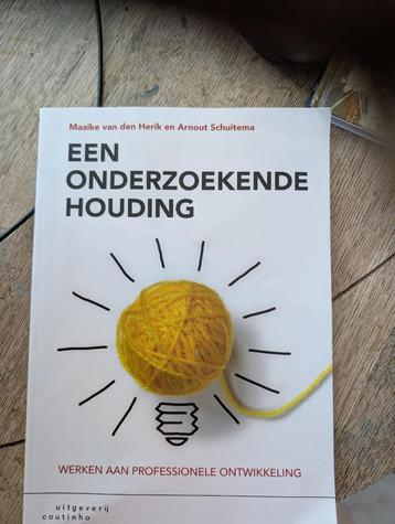 Een onderzoekende houding  beschikbaar voor biedingen