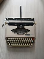 Privileg 300T typemachine – jaren ’70 – met koffer, Diversen, Typemachines, Ophalen of Verzenden, Gebruikt