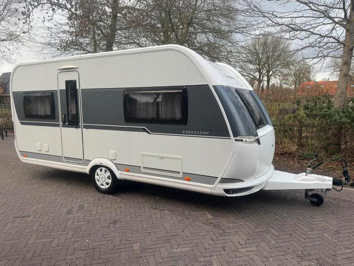 Hobby Excellent 460 UFe met voortent, Caravans en Kamperen, Caravans, Bedrijf, tot en met 4, 1000 - 1250 kg, Rondzit, Hobby, Frans bed