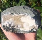 Okeniet edelstenen grot edelsteen verzameling natuursteen, Ophalen of Verzenden