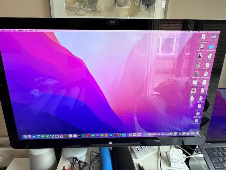 Apple Thunderbolt Display, Computers en Software, Monitoren, Zo goed als nieuw, 60 Hz of minder, Thunderbolt, Ingebouwde speakers