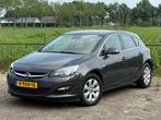Opel Astra 1.4 Business+ / NAP - Boekjes compleet - Dealer O, Auto's, Opel, Voorwielaandrijving, Euro 5, 101 pk, Gebruikt