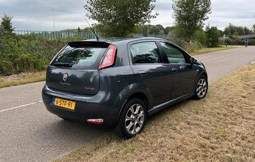 Fiat Punto 0.9 Twinair 85 5-D 2013 Grijs beschikbaar voor biedingen