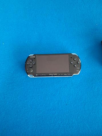 PSP Slim - Zwart - Inclusief accessoires! beschikbaar voor biedingen