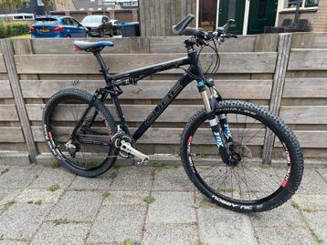 Cube ams 100 3x9 versn full suspension xt afgemonteerd 50fra beschikbaar voor biedingen