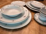 60+ piece dinner and coffee set., Ophalen