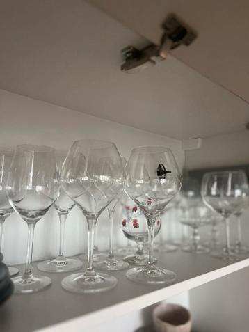 14 Various Glass Set beschikbaar voor biedingen