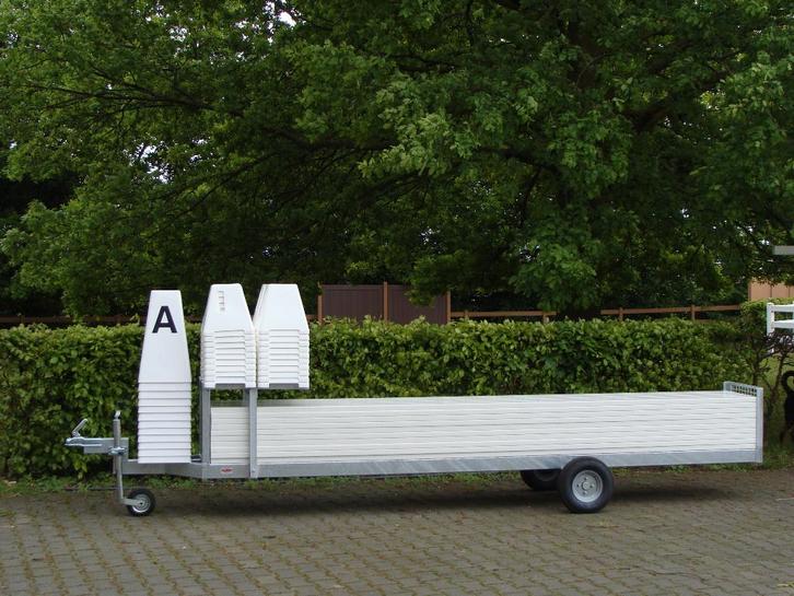 Transportkar trailer voor Heritage dressuurpiste, Dieren en Toebehoren, Paarden en Pony's | Overige Paardenspullen, Nieuw, Dressuur