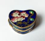 vintage cloisonne verzamelbare pillen doosje miniatuur, Antiek en Kunst, Ophalen of Verzenden