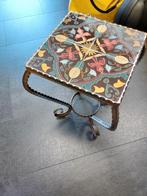 Tafel met zeer oude mooie tegeltjes, Huis en Inrichting, Tafels | Salontafels, Ophalen, 50 tot 100 cm, Zo goed als nieuw, Minder dan 50 cm