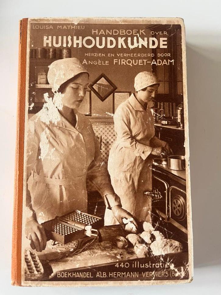Handboek Huishoudkunde - Angèle Friquet-Adam, Boeken, Geschiedenis | Vaderland, Gelezen, Ophalen of Verzenden