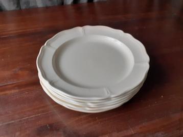 Wedgwood QUEENS PLAIN  Gebaks/pasteibordjes Ø 18 cm  beschikbaar voor biedingen