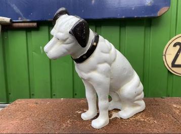 Gietijzeren decoratie His Master's Voice beschikbaar voor biedingen