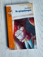 De Spiegeljongen - Thea Dubelaar (Junior Lijsters), Boeken, Ophalen of Verzenden, Gelezen, Thea Dubelaar, Fictie algemeen