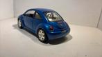 Volkswagen new beetle bleu Bburago 1.18, Hobby en Vrije tijd, Modelauto's | 1:18, Ophalen of Verzenden, Bburago, A, A