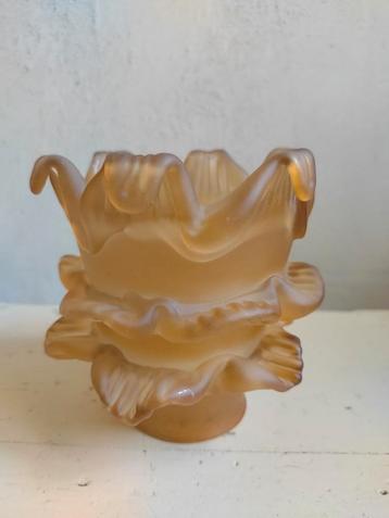 Amberkleurige Art Nouveau lampenkapje beschikbaar voor biedingen