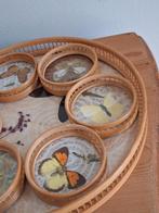 Vintage dienblad met vlinders, Ophalen of Verzenden, Zo goed als nieuw, Glas of Kopje