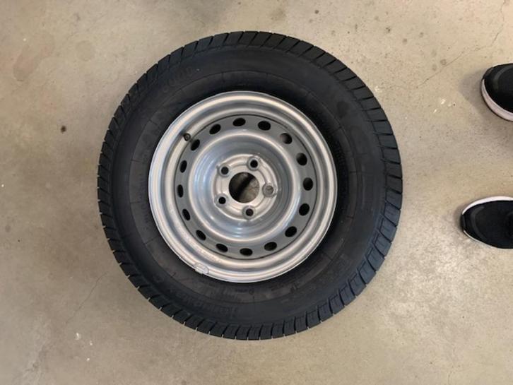 Compleet nieuw caravan band met velg, Caravans en Kamperen, Caravan accessoires, Nieuw, Ophalen