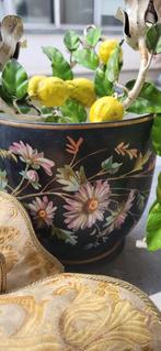 Franse brocante bloempot , lampenkapjes,fotolijstje, Ophalen of Verzenden