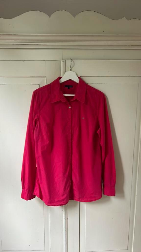 Roze Tommy Hilfiger Blouse - Maat M zgan, Kleding | Dames, Blouses en Tunieken, Zo goed als nieuw, Maat 38/40 (M), Roze, Ophalen