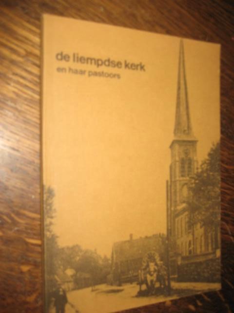 de liempdse kerk en haar pastoors, Boeken, Ophalen of Verzenden, 20e eeuw of later, Zo goed als nieuw