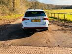 Skoda Octavia 1.4 TSI iV 245pk Phev DSG 2021 Wit, Auto's, Skoda, Stof, 4 cilinders, Wit, Dealer onderhouden