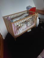 Ledikantje met matras en dekbedjes, Ophalen of Verzenden, Gebruikt, Ledikant