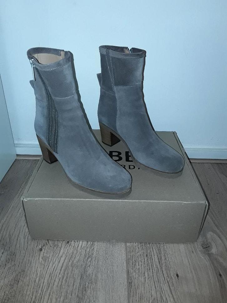 Shabbies Amsterdam Taupe/Grijze Laarsjes Met Hak Maat 39, Kleding | Dames, Schoenen, Nieuw, Hoge laarzen, Grijs, Ophalen of Verzenden