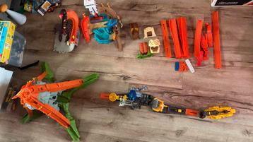 Giga veel Hot Wheels Vulkaan, Dino, Haai nog meer beschikbaar voor biedingen