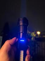 Krachtige Oplaadbare Zaklamp, Ophalen of Verzenden, Zo goed als nieuw, Accu