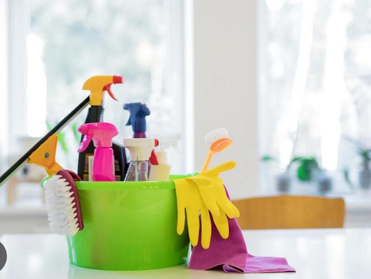 Ervaren Schoonmaakster voor Thuis & Kantoor, Vacatures, Vacatures | Schoonmaak en Facilitaire diensten, MBO, Vanaf 3 jaar, Freelance of Uitzendbasis