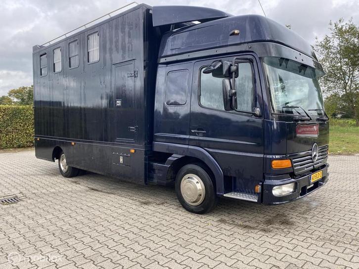 Mercedes ATEGO 818, Auto's, Vrachtwagens, Bedrijf, Te koop, Mercedes-Benz, Diesel, Handgeschakeld, Geïmporteerd, Zwart