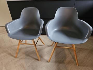 Stoelel Zuiver Albert Kuip armstoel dark grey grijs beschikbaar voor biedingen