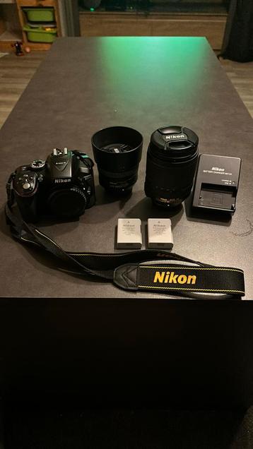 Nikon D5300, 18-140mm, 50mm f/1.8, accessoires, Complete set beschikbaar voor biedingen
