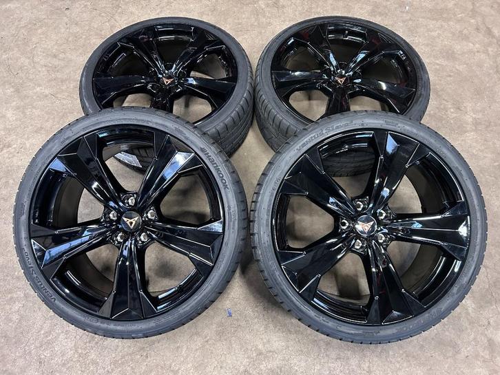 19 inch originele velgen + zomerbanden Cupra/Seat Leon, Auto-onderdelen, Banden en Velgen, Banden en Velgen, Zomerbanden, 19 inch