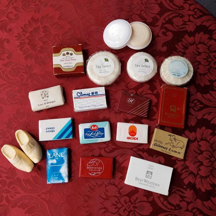 Vintage Hotel Zeepjes Collectie - Diverse Landen, Antiek en Kunst, Curiosa en Brocante, Ophalen of Verzenden
