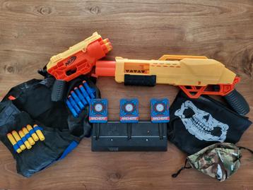 Nerf pakket; 2 nerfs, schietschijf, tactisch vest, maskers beschikbaar voor biedingen